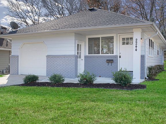 2nd image of 2244 Mount Hope Ln