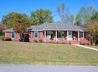 17 Towers Ln, Woodbury, TN 37190