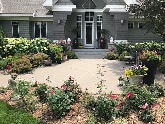 3rd image of 23171 Woodland Ridge Dr