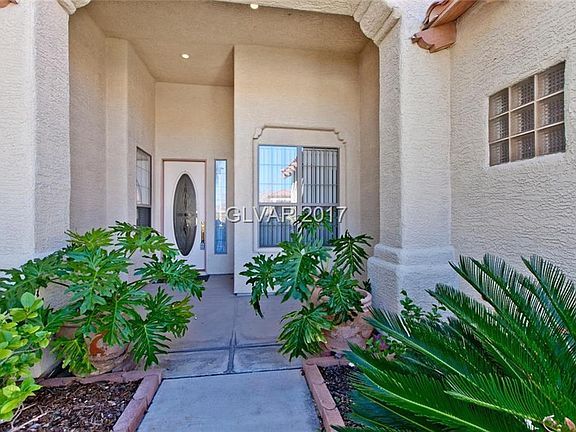 3rd image of 10213 Imperial Pointe Ave