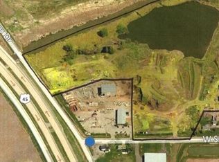 1990 W Snell Rd, Oshkosh, WI 54904