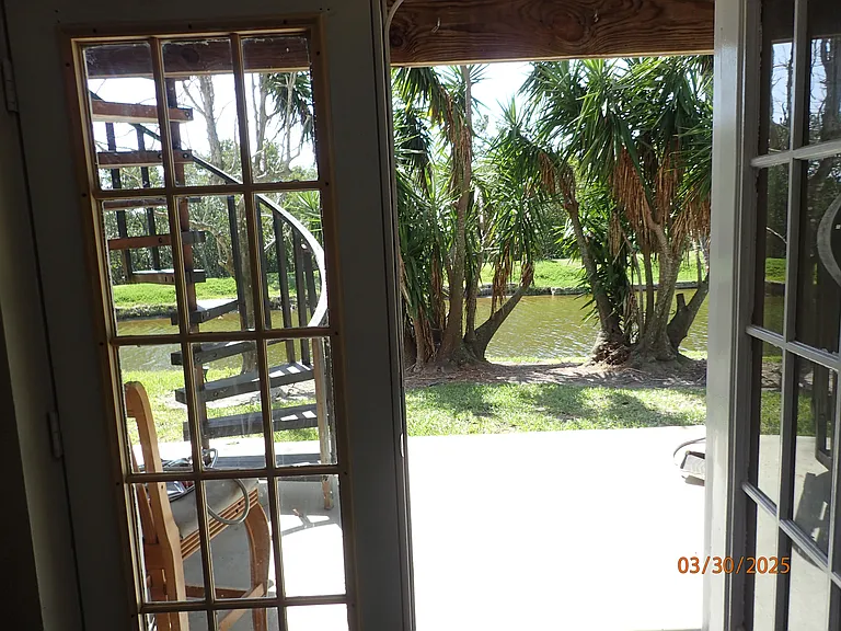 LOOKING AT 1STT FLOOR PATIO