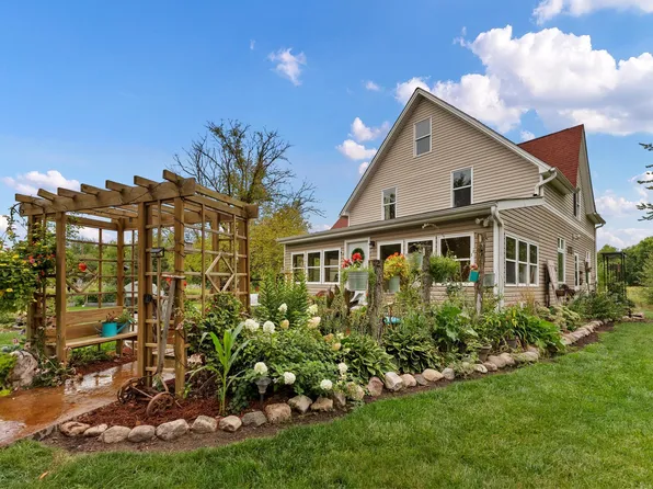 52331 Fairfield Ave, Rush City, MN 55069