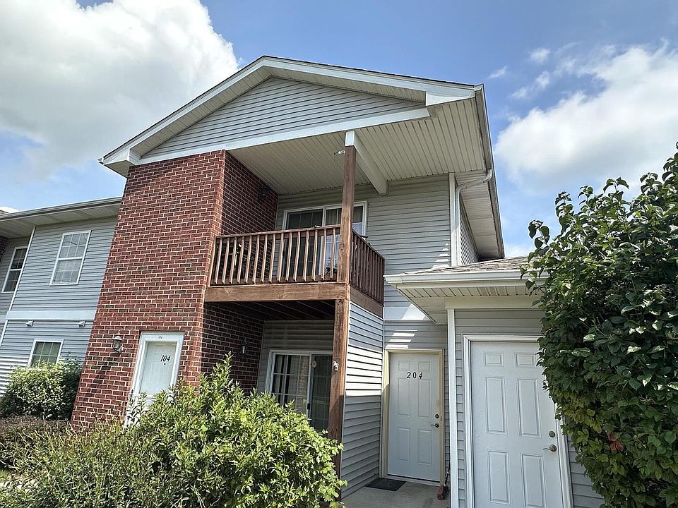 1st image of 210 E Remer ROAD #204