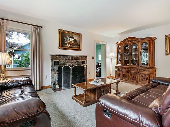 3671 Sunnyside St Shrub Oak, NY (09 of 30).jpg