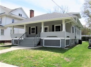 620 W Main St, Clinton, IL 61727