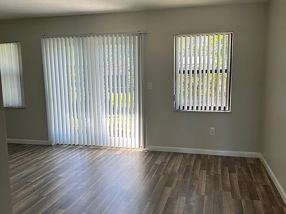5th image of 1795 S Lilac Cir