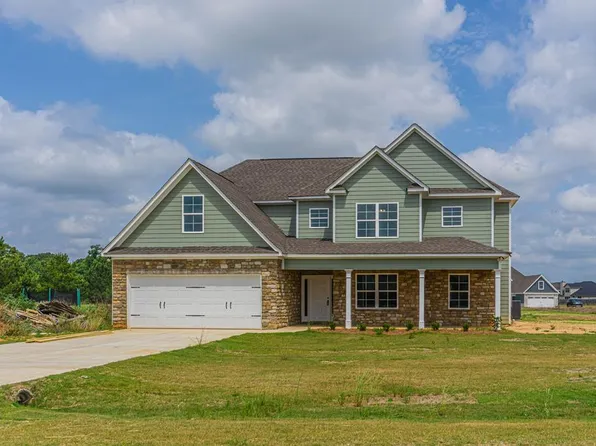52 Utah St, Fort Mitchell, AL 36856