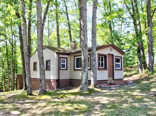 14125 Pointe Rd, Atlanta, MI 49709