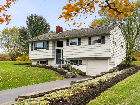 3543 Bornt Hill Rd, Endicott, NY 13760