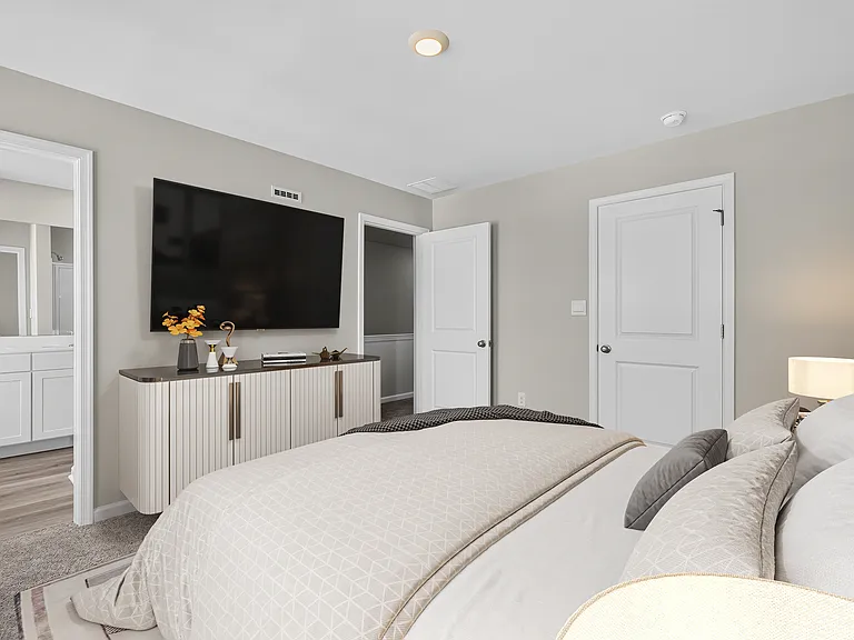 149 Essex Dr — Photo 24