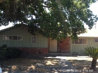 1515 3rd St, Sanger, CA 93657