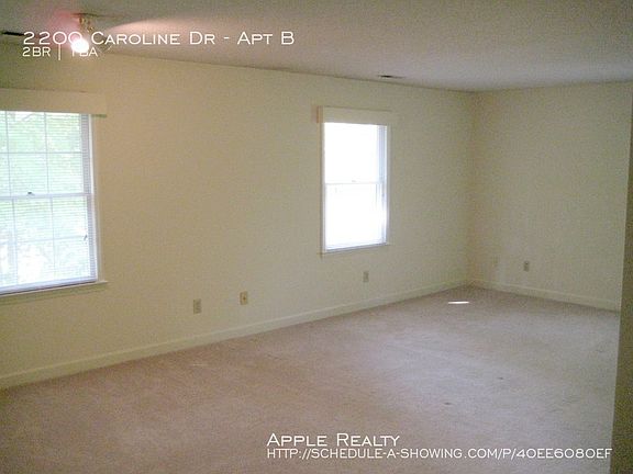 4th image of 2200 Caroline Dr #B