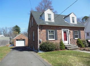 56 Janet St, West Springfield, MA 01089