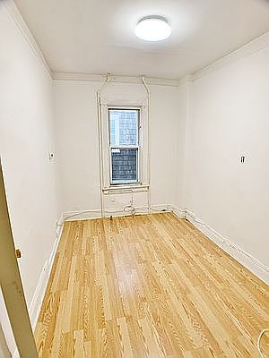 3rd image of 23-27 27th St #1BB