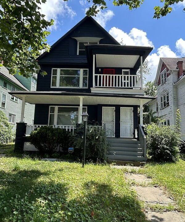 1st image of 10110 Parkgate Ave Unit 1
