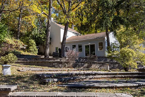 423 W Bristol Rd Photo 1 423 W Bristol Rd Photo 1