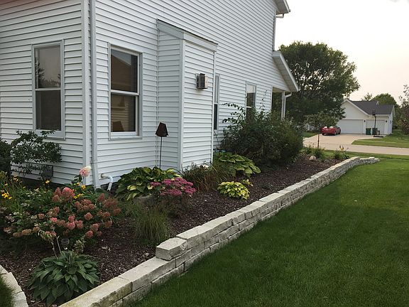 3rd image of 411 Mary Lee Dr