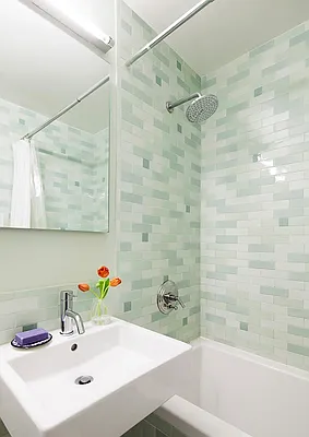 Sold by Manhattan Boutique Real Estate | media 19