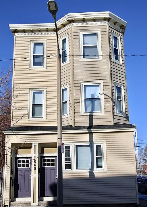 2nd image of 660 Saratoga St #2