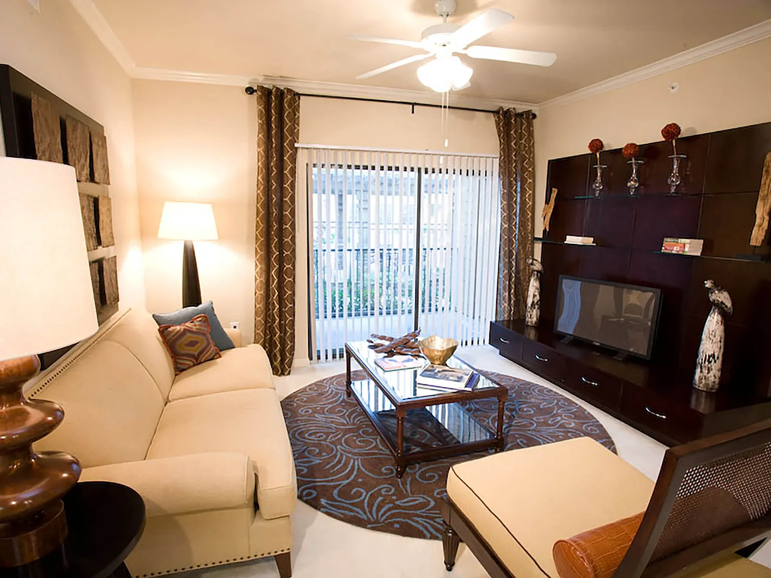 Lakeland Estates Apartment Homes — Photo 4