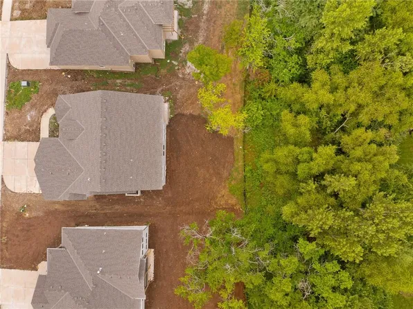 2328 W Wabash St, Olathe, KS 66061