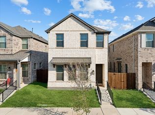 7553 Regal Ln, North Richland Hills, TX 76180