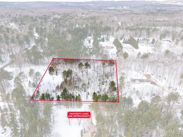 Tbd S Willow Rd, Marquette, MI 49855
