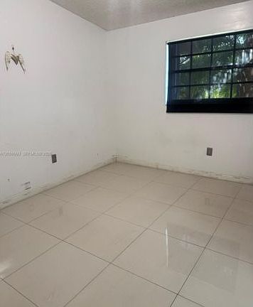 4th image of 10010 Hammocks Blvd APT 203-2