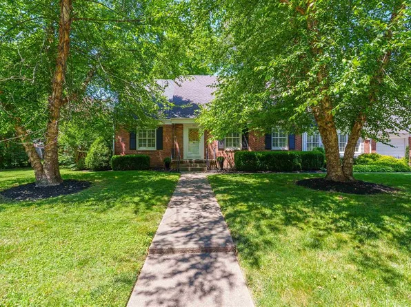 1572 Oak Park Dr, Owensboro, KY 42301