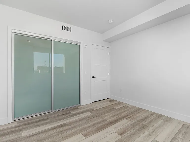 3632 Keystone Ave #302 — Photo 10