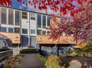 8833 Midvale Ave N #B, Seattle, WA 98103