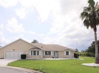 21529 Queen Anne Ct, Leesburg, FL 34748