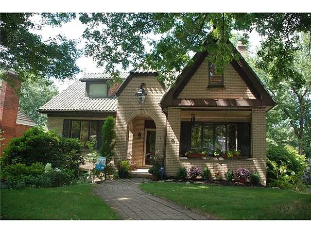 44 Longuevue Dr photo 1