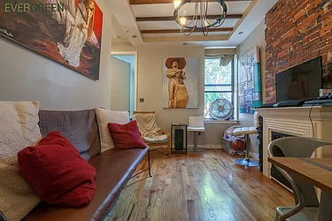 Rented by Evergreen Apartments BK