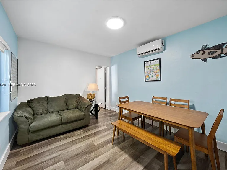 3134 Carter St — Photo 11