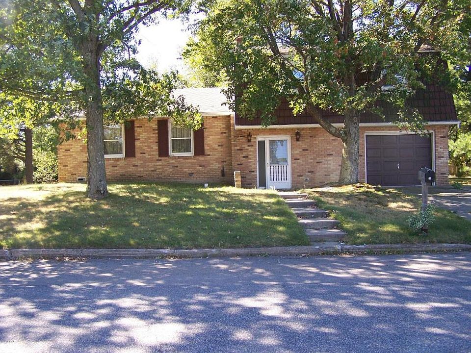 2nd image of 1050 Allen Dr