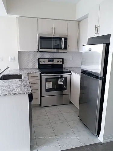 741 Sheppard Ave W #614 Photo 1