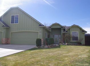 8585 W Salt Creek Ct, Boise, ID 83709