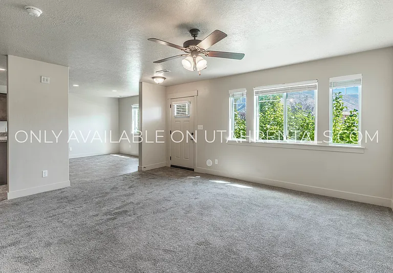 161 N 1275 W — Photo 5