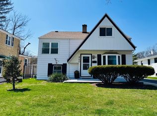 860 S Spring Rd, Elmhurst, IL 60126