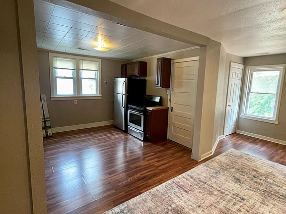 3rd image of 6029 W Park Hill Ave #A