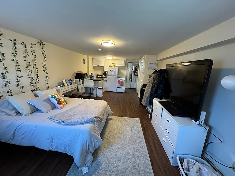 19 Mount Hood Rd #2A — Photo 1