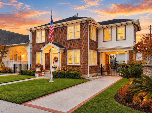 1606 Rosenberg St, Galveston, TX 77550