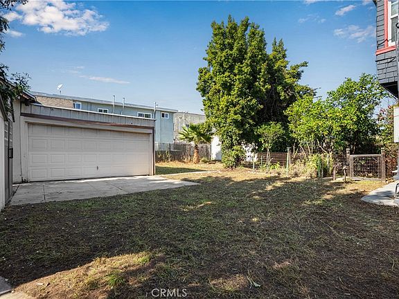 3rd image of 1527 S Wilton Pl