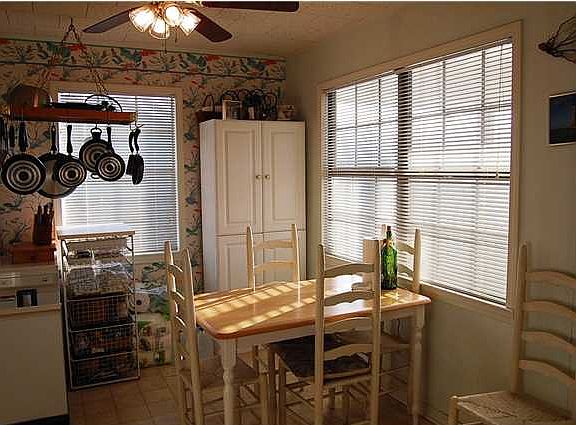 5th image of 309 Polaris St