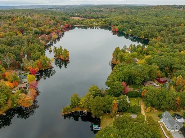 3 Jolicoeur Ave, Spencer, MA 01562