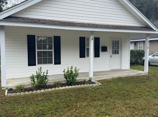 910 Hamar St, Beaufort, SC 29902