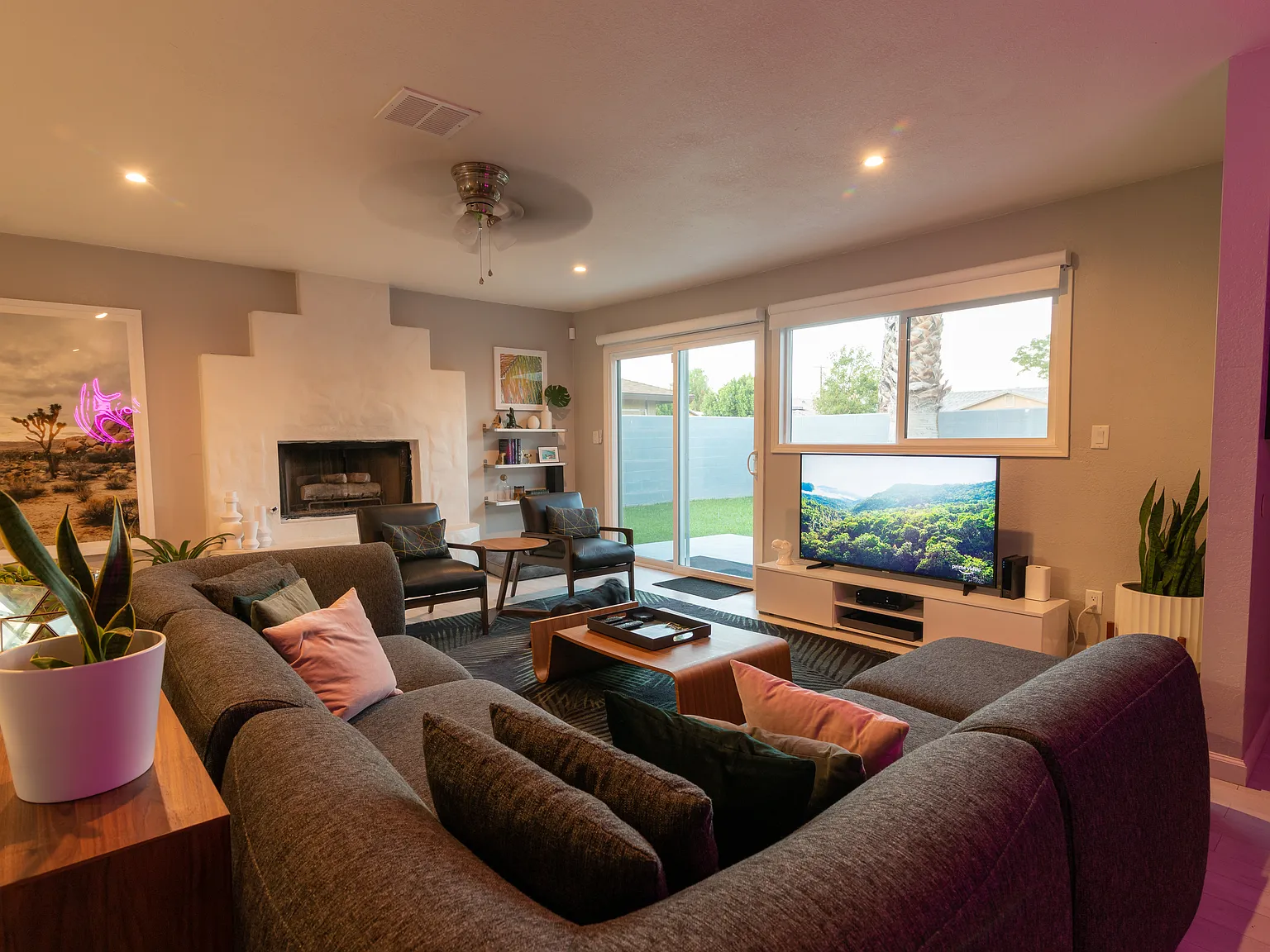 3 bed, 1302 sqft, $3,200 — Photo 4