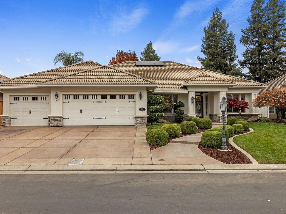 1st image of 2067 Robin Hood Ln